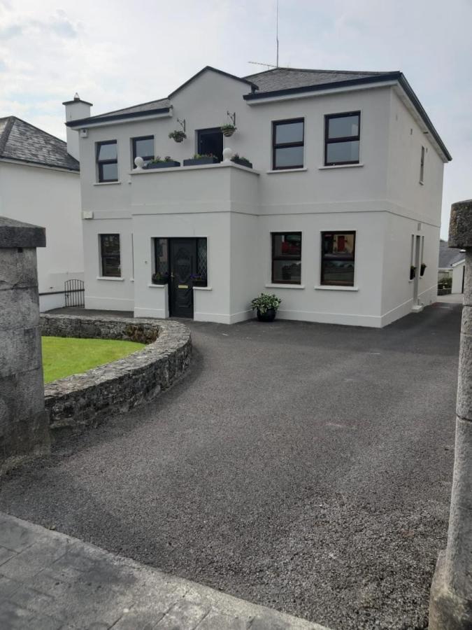 Strokestown Townhouse Apartments Buitenkant foto